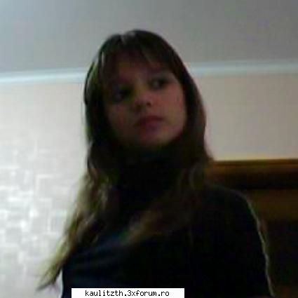 picks with dely eram defapt ochiii mai negru ..da aici observa..