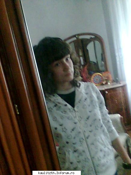 ~pics~ asta'i prima poza care fac dormitor
