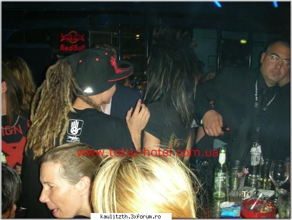 ♥Bill & Tom♥ - cam multe pahare pe acolo - → Poze