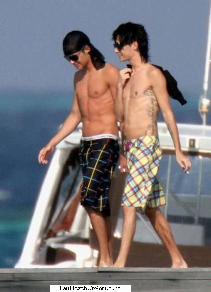 Bill and Tom Maldive 2010 - ADMIN - → Kaulitz Twins