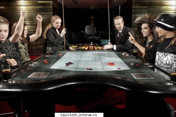 Bill casino photoshoot - ce muschi are georg....ap la multzi ani georg - → Poze