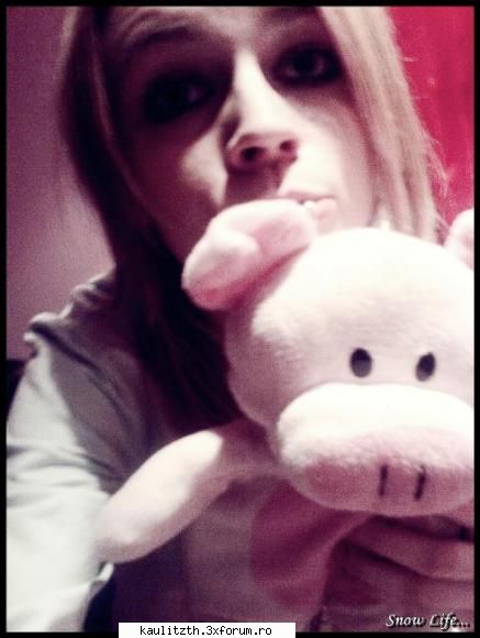 Bizo.O. - adour porcii :))) da is prea multi ..al draq:-j - → Poze cu noi