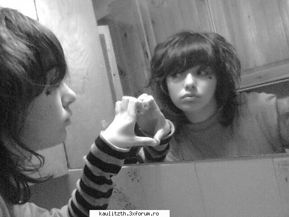 Catty - Hy! I'm Caty Sunt o fana Tokio Hotel........mai - → Poze cu noi
