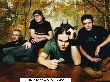 Cine copie pe cine? - → Tokio Hotel