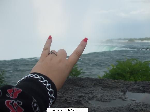Crazy Frog Picks - sa se vada k is tokio hotelista uhuuu niagara la - → Poze cu noi