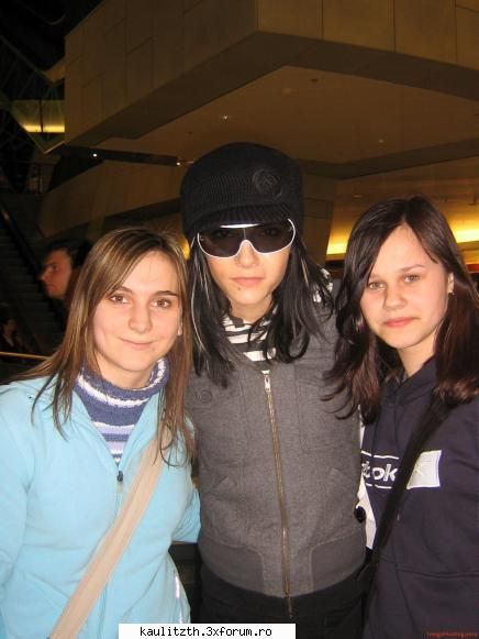 TH and THe fans - ce sweet e bill aici - → Poze