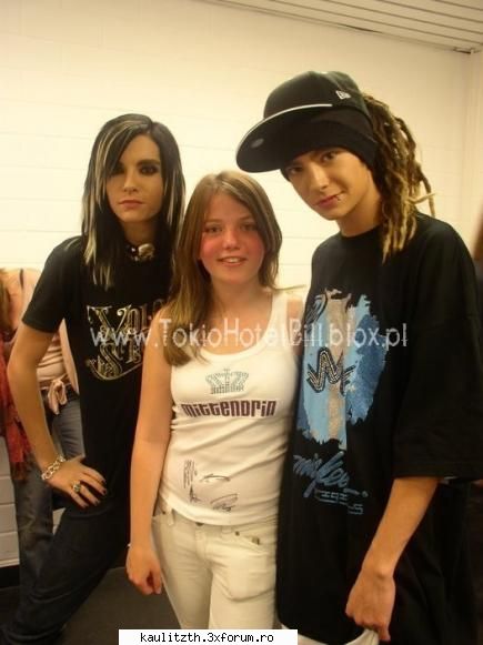 TH and THe fans - cum sta bill pff - → Poze