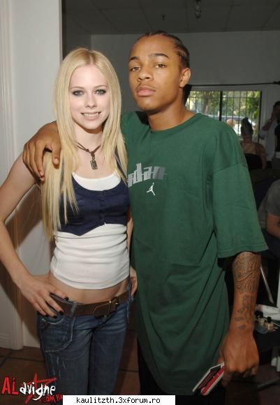 avril lavigne - ωє aяє Adunaтυяa D EmOlai - → Rock
