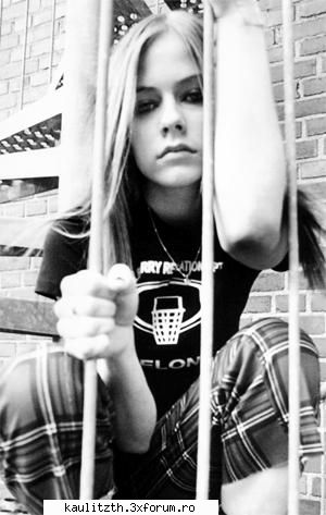 avril lavigne - ωє aяє Adunaтυяa D EmOlai - → Rock