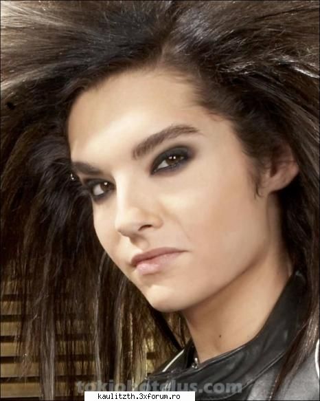 care e poza ta preferata cu bill?

a mea e asta: :nebun: best photo with bill
