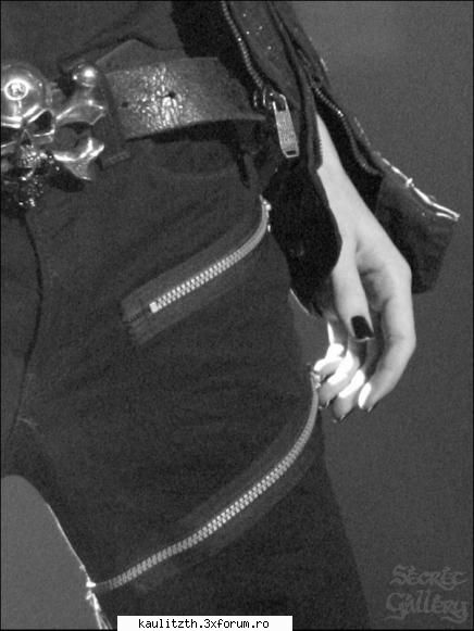 bills pants.. - sa nu cumva sa zicetzi ca`s obsedata ca va sparg!! - → Poze