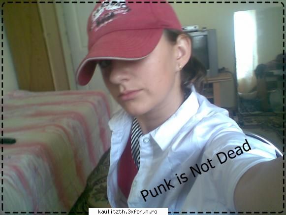deci moa......:)) - ^^Sk8er Girl_<3 Tom^^ - → Poze cu noi