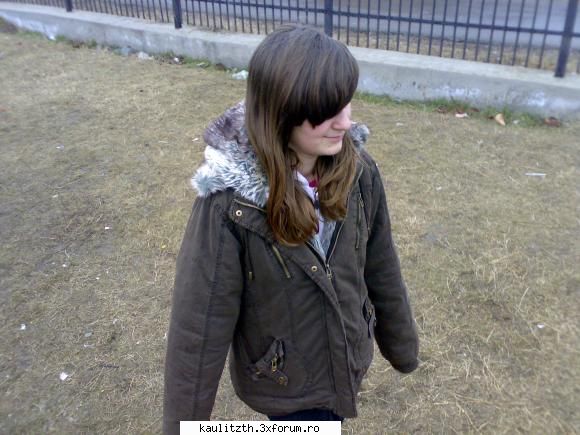 deci moa......:)) - cum tineam mainile frate - → Poze cu noi