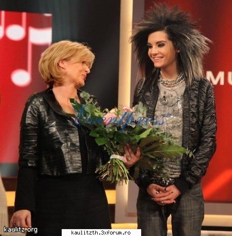 funny tokio hotel - x bill ce frumos din partea ta....multumesc b - → Tokio Hotel