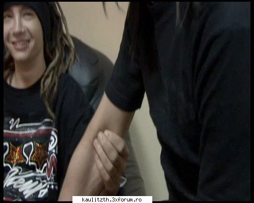 funny tokio hotel - tom frate!!am invatzat sa iau - → Tokio Hotel