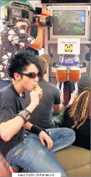 funny tokio hotel - X place acadeaua Bill, nuh? B - → Tokio Hotel