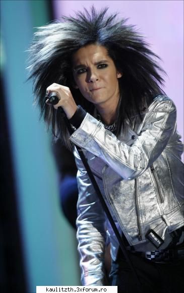 funny tokio hotel - b ...nu iese..... =( - → Tokio Hotel
