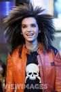 funny tokio hotel - B: cum???? imi face tom curat in camera??? - → Tokio Hotel