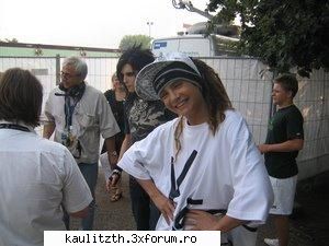 funny tokio hotel - ziaristul: tom am auzit k nuti mai plac - → Tokio Hotel
