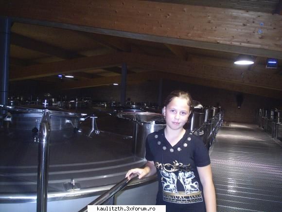just me!!! - pozele sunt de anu' trecut si m-am cam schimbat - → Poze cu noi