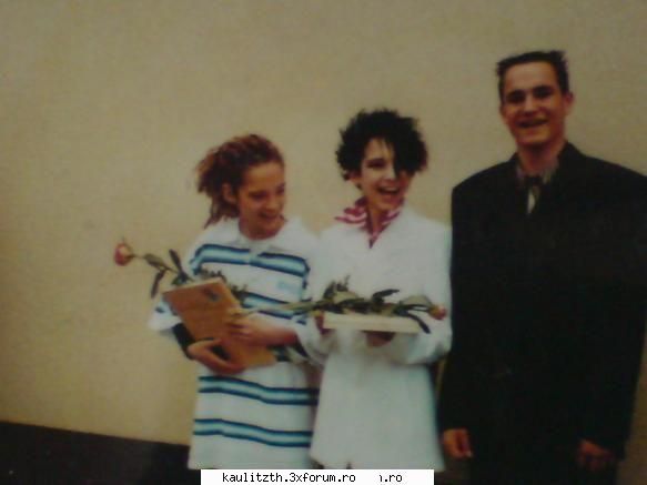 little twins - aici crek is de la absolvirea cl a8a - → Kaulitz Twins