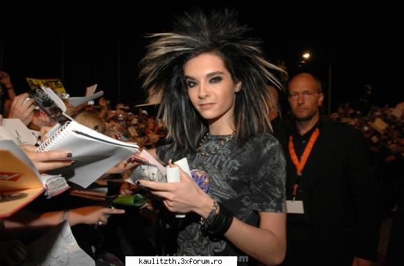 picks wiTH bill - zweeet bubu~!~~~ - → Poze