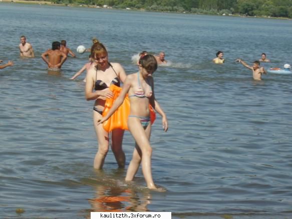 picks wiTH dely - cu mami ...srry da nuj s inot...aja k tre s iau - → Poze cu noi