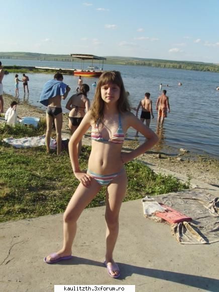picks wiTH dely - me.....cam najpa...da soarta :( - → Poze cu noi