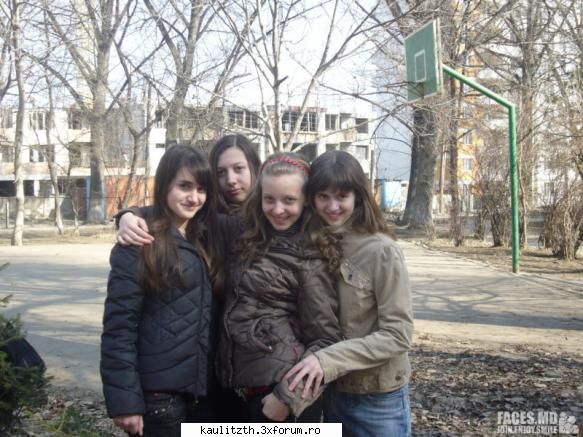 picks wiTH dely - zicetzimi ji mie k sa ma linistesc...imi vine so - → Poze cu noi