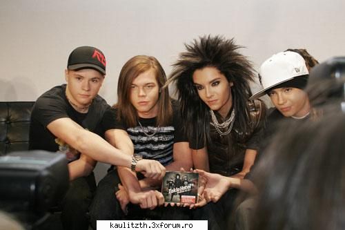 picks with tokio hotel