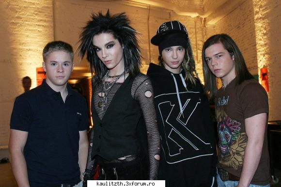 picks wiTH tokio hotel - x bill parca e fufy imbrcat aja :x - → Poze