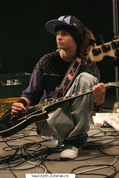 picks wiTH tom - the_girl_who_love_th_15 - → Poze