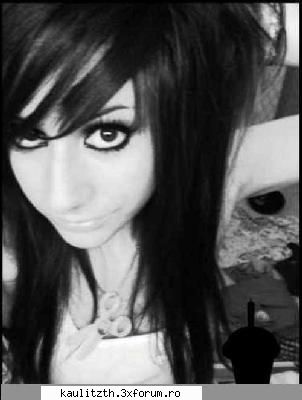 picks with emo girlz - .::MuSsIc Is LoVe::. - → Emo