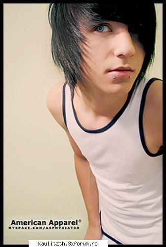 pics with emo BOYS - sormea ce zici? - → Emo