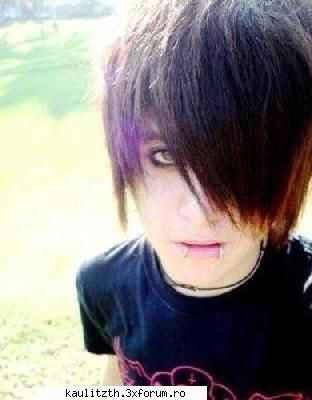 pics with emo BOYS - P�я�зlαїη Đ�ℓℓ - → Emo