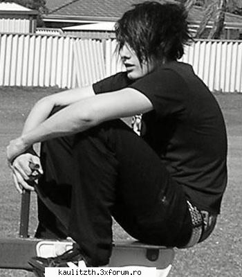 pics with emo BOYS - Āmǻяǻŋŧђ Ŀ�ďγ - → Emo