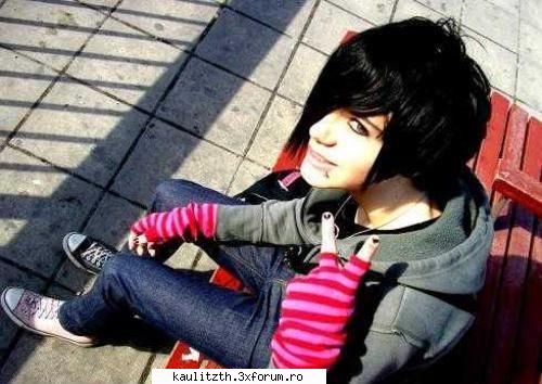 pics with emo BOYS - Āmǻяǻŋŧђ Ŀ�ďγ - → Emo