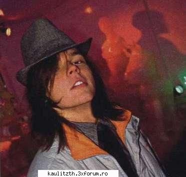razbunarea..gemenilor - mc..mc fetelor.. neetu il pon my incolo promit pe - → Arhivă Fan Fiction
