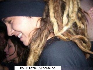 tom tatic? - si prima e trucata..uitati ce`am gasit - → Tom Kaulitz