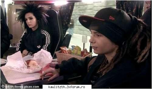 totul impreuna.. - suparati..impreuna :( ;) - → Kaulitz Twins